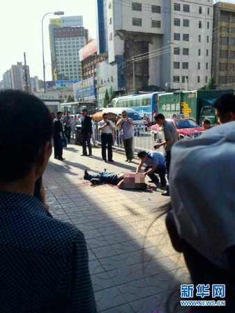 蘭州火車(chē)站附近發(fā)生一起持刀傷人事件3