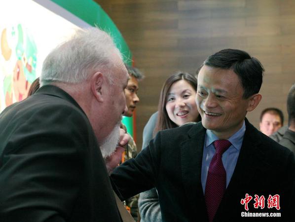 12月12日，愛爾蘭總統(tǒng)希金斯造訪阿里巴巴總部。2
