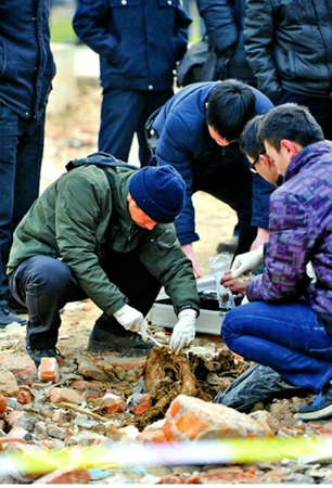 工地驚現(xiàn)大量碎尸--警方：系大學(xué)實驗用人體標(biāo)本2