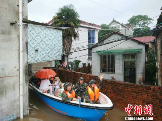 三輪暴雨襲擊后的浙江百態(tài)：逾48萬人受災救援有條不紊