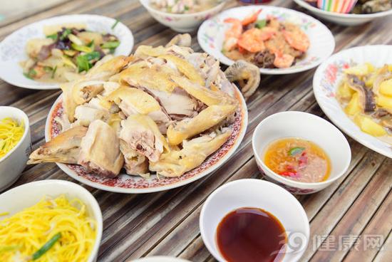 不吃晚飯身體棒？各個擊破“晚飯謠言”