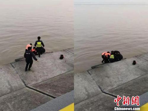 圖為：民警機智解救化險為夷。海寧公安供圖